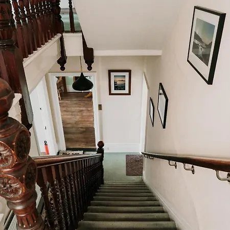 Avalon 3*